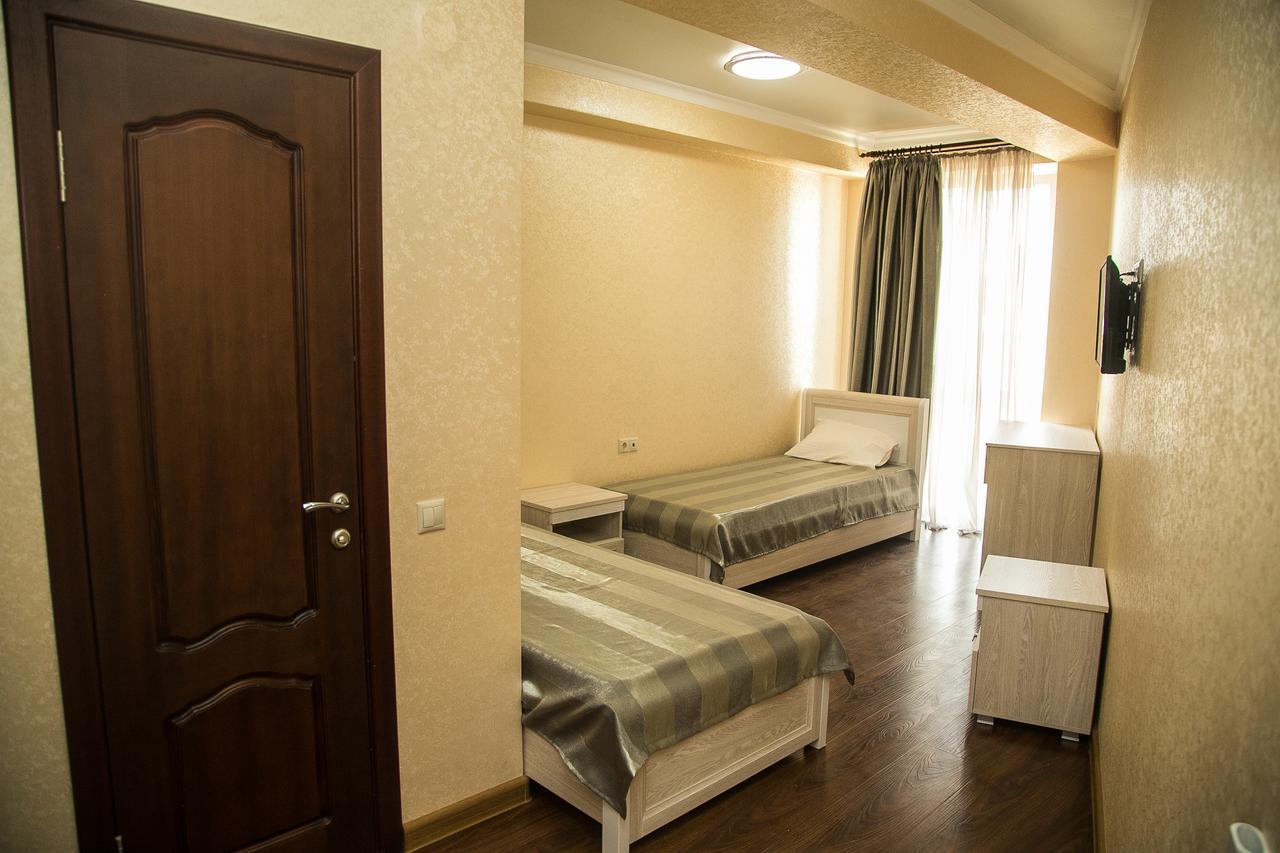 Gega Hotel Gagra Exterior foto